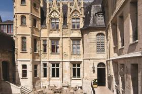 Hôtel de Bourgtheroulde - photo 11