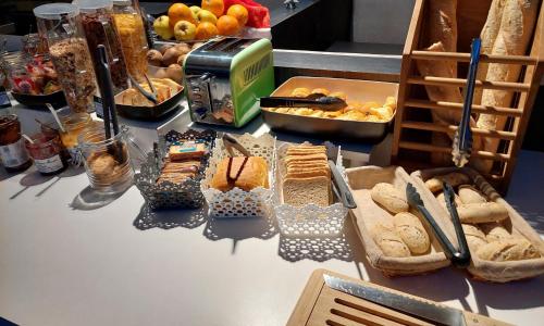 Brit Hotel Confort Rouen Centre - photo 2