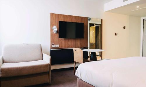 Ibis Rouen Centre Rive Gauche Mermoz - photo 2