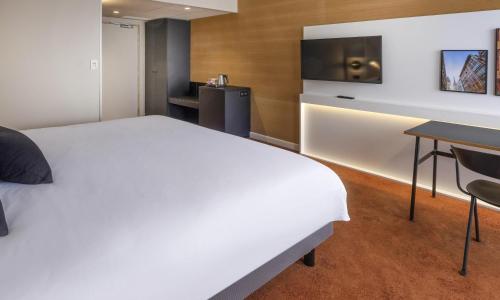 Mercure Rouen Centre Champ de Mars - photo 2